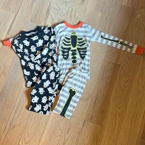 Hanna Andersson Kids Pajama Sets - Black and Gray